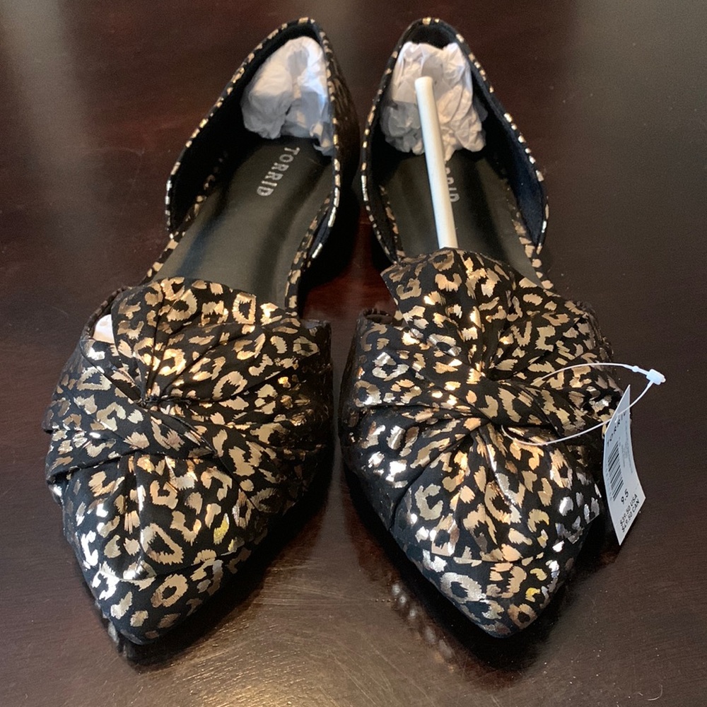 Leopard flats